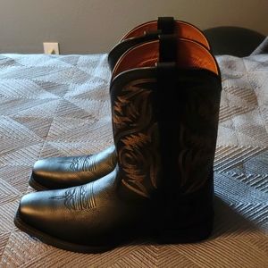 Ariat Heardsman